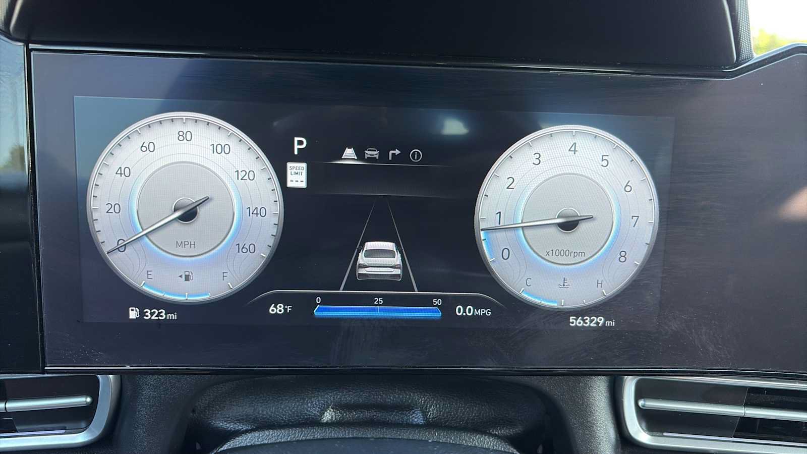 Used 2024 Hyundai Elantra Limited FWD image 11
