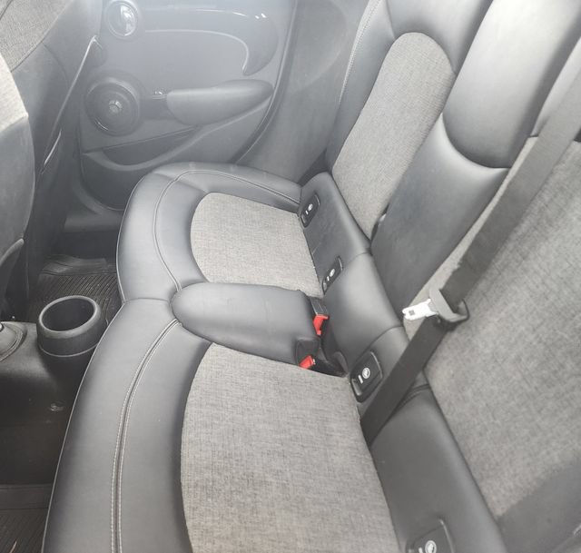 Used 2017 MINI Cooper 4-Door Hardtop FWD image 9