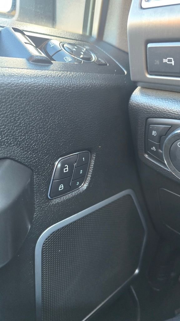 Used 2016 Ford F150 Limited w/ Trailer Tow Package image 24