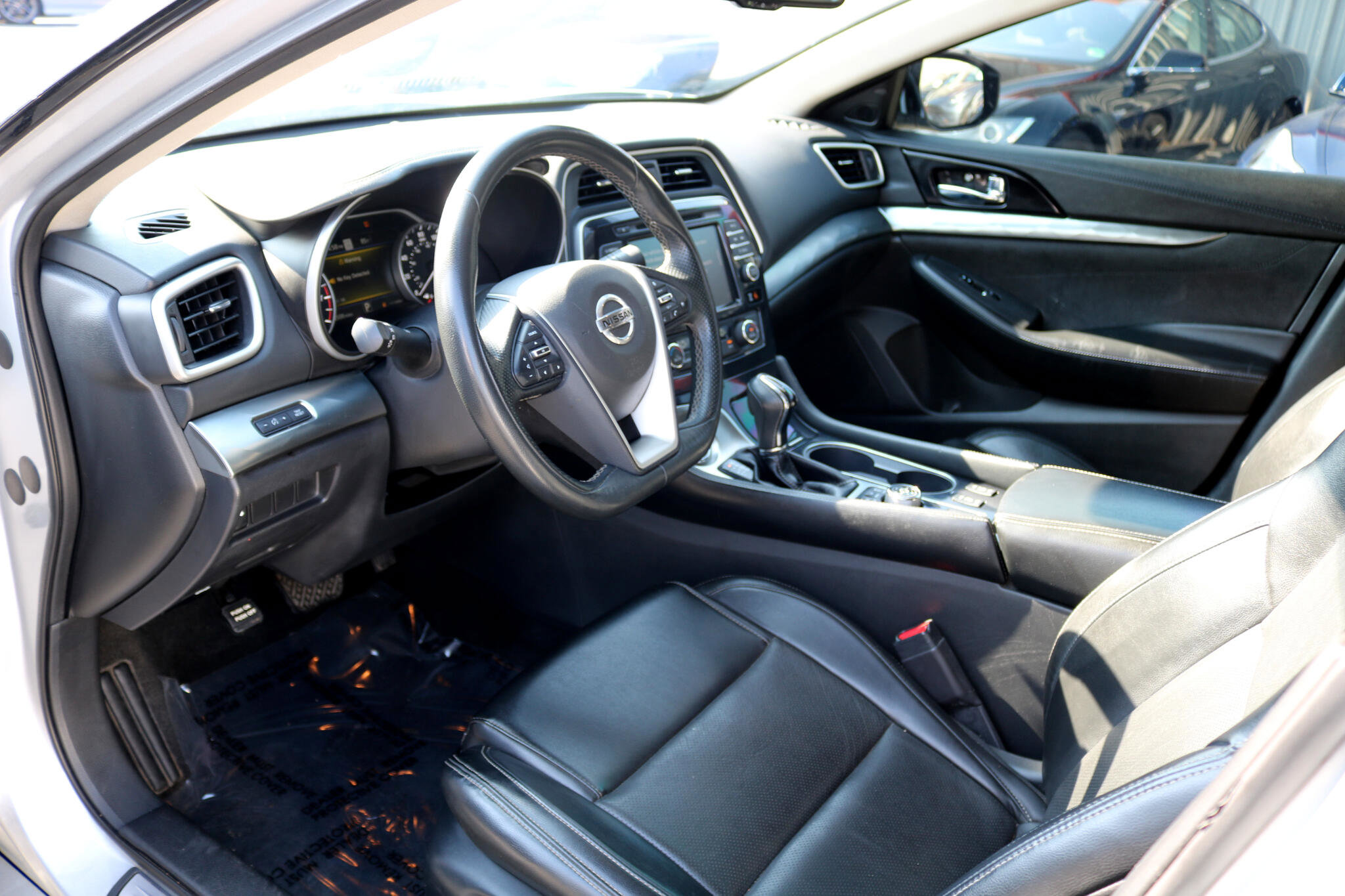 Used 2021 Nissan Maxima 3.5 SV w/ Floor Mat Group image 16