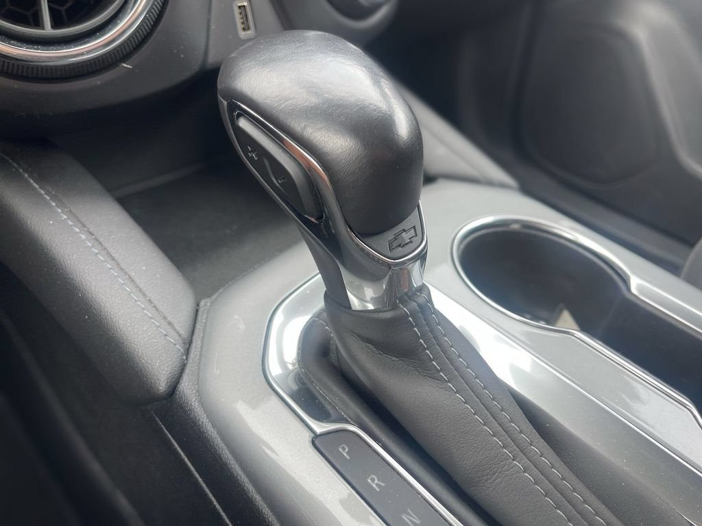 Used 2019 Chevrolet Blazer LT FWD image 32