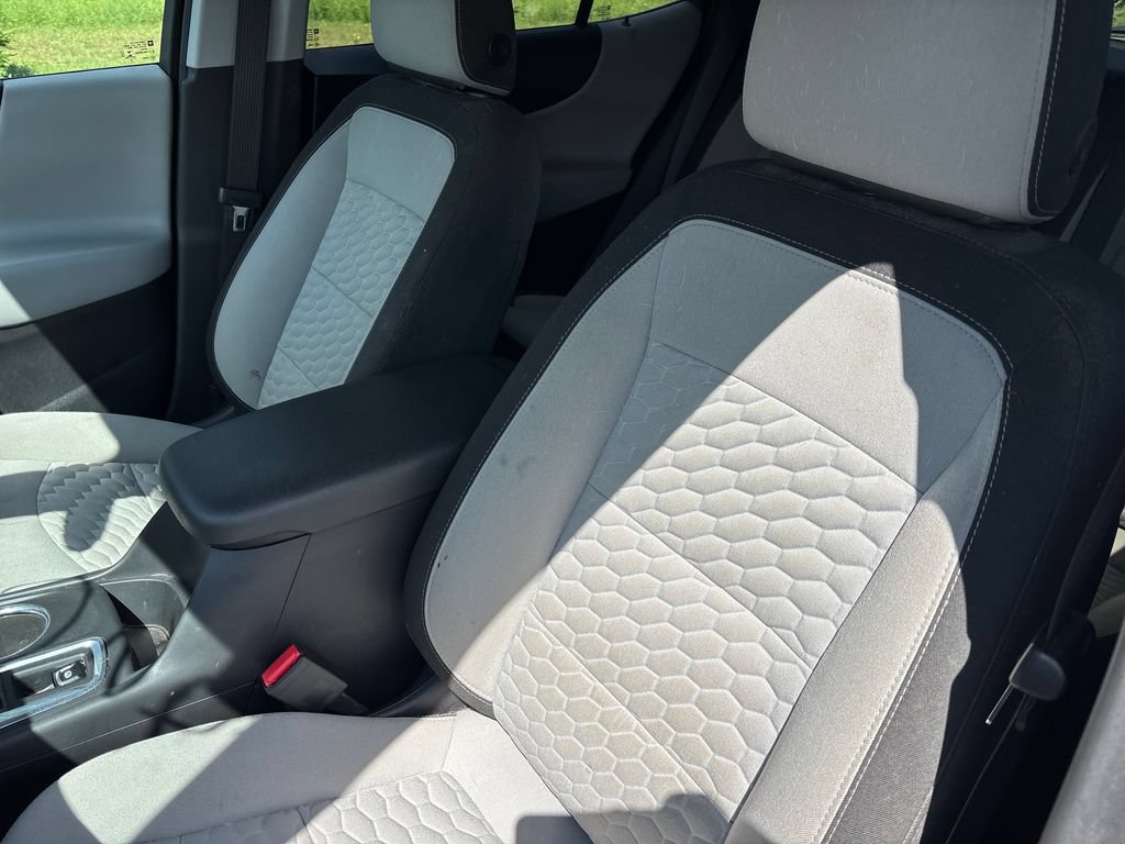 Used 2021 Chevrolet Equinox LS w/ LS Convenience Package AWD/4WD image 12