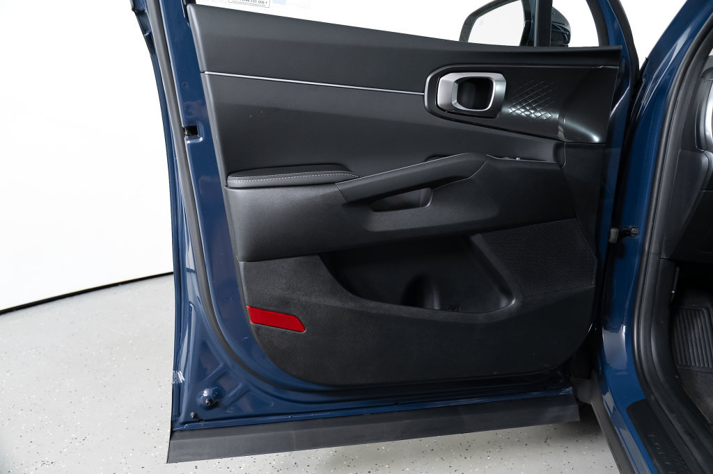 New 2026 Kia Sorento S w/ S Panoramic Sunroof Package FWD image 33