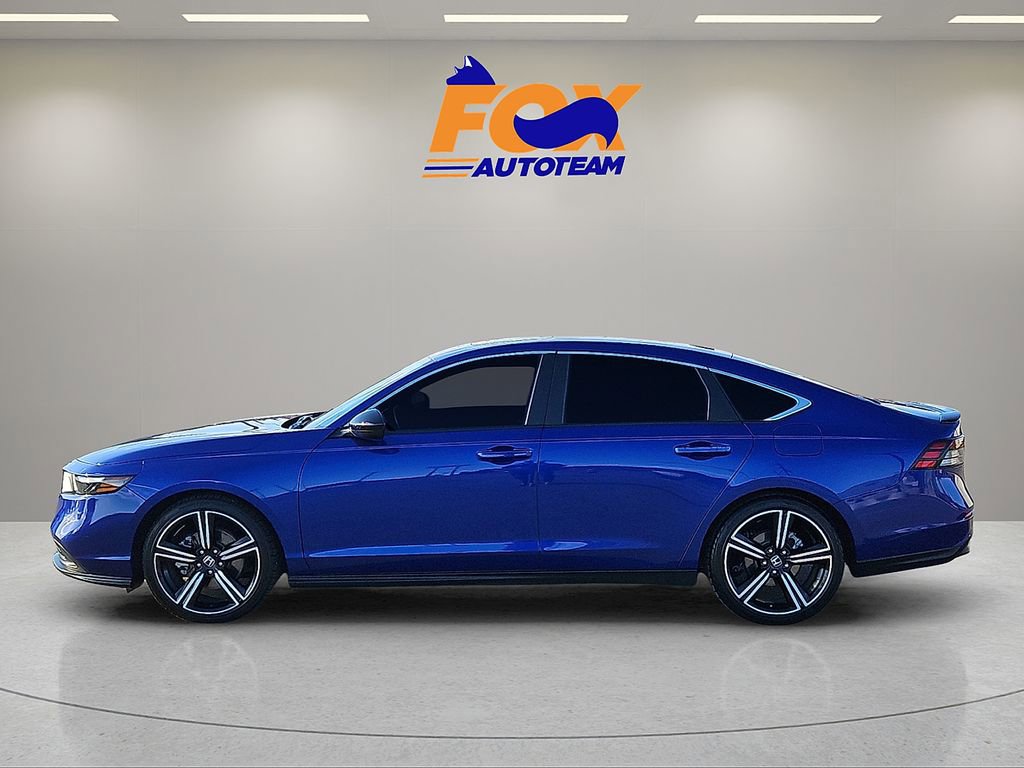 Used 2024 Honda Accord Sport image 2