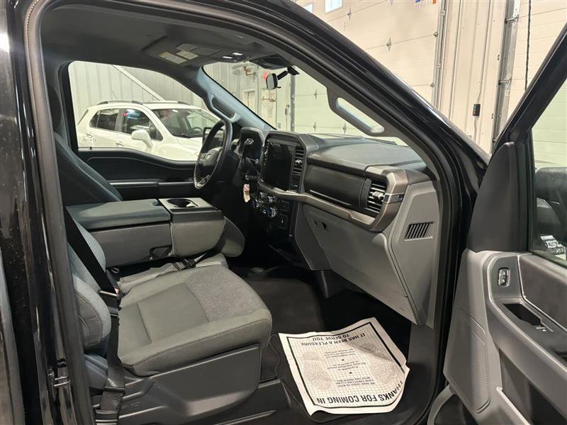 Used 2025 Ford F150 XLT w/ Equipment Group 301A Standard AWD/4WD image 10