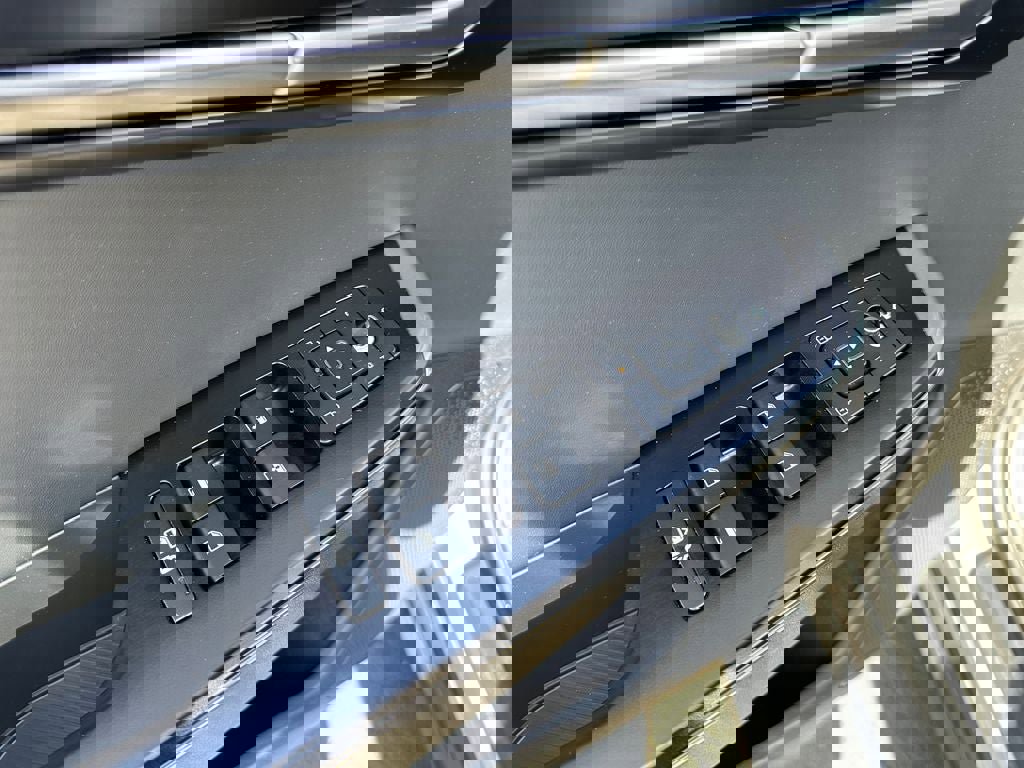 Used 2025 Kia EV6 Light RWD image 23