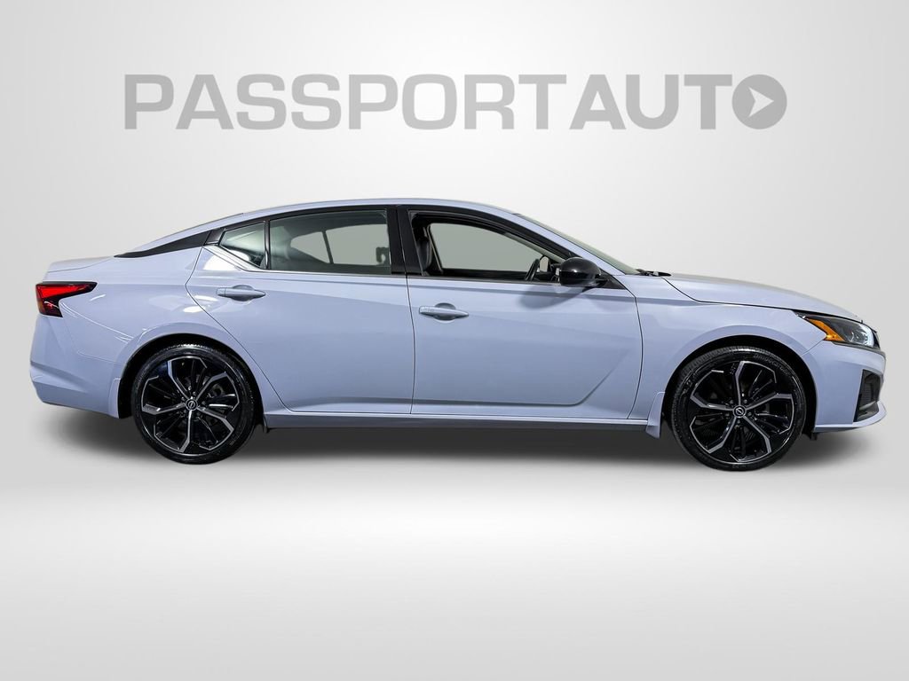 Certified 2024 Nissan Altima 2.5 SR image 12