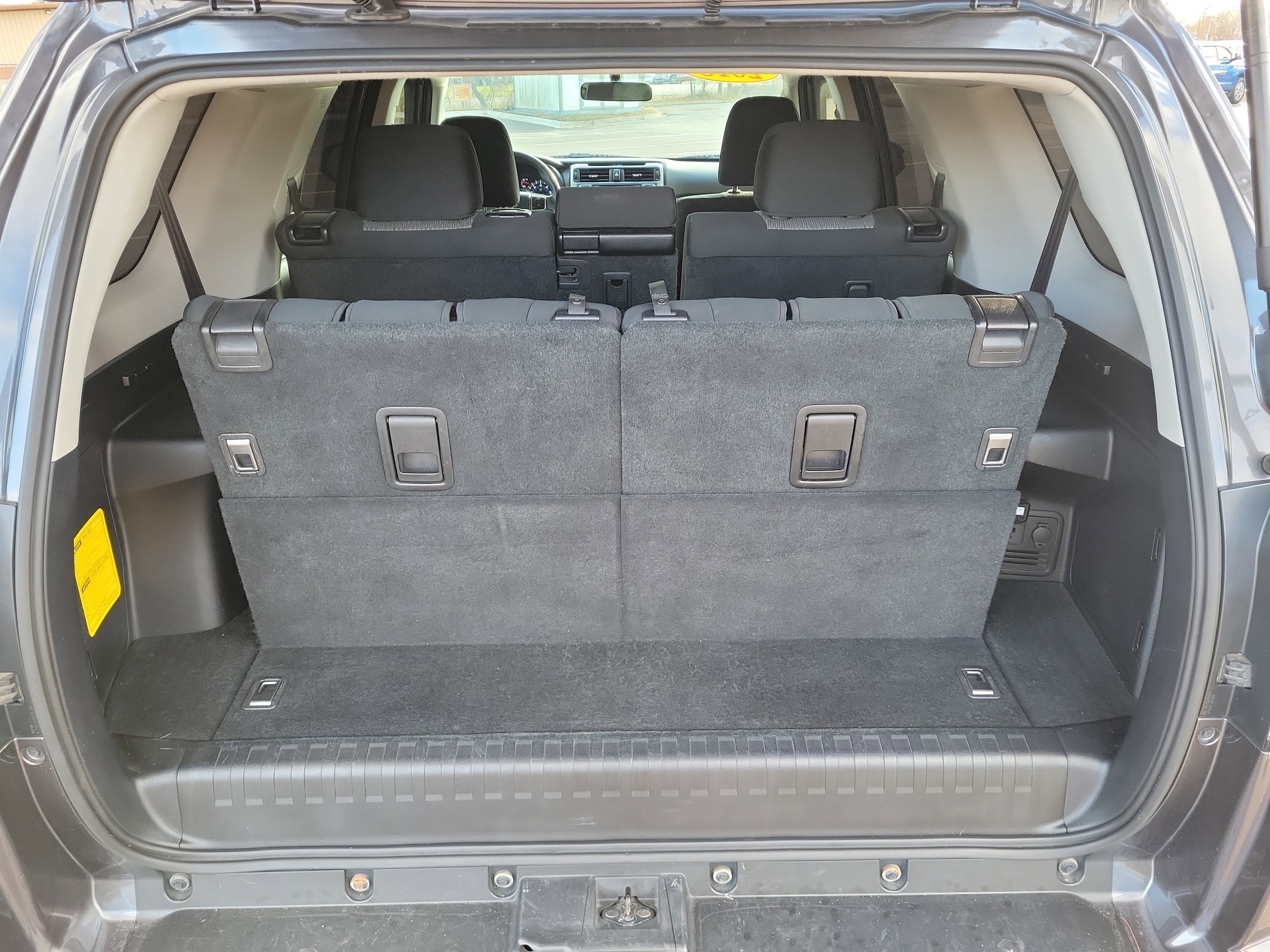 Used 2018 Toyota 4Runner SR5 image 8