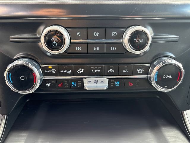 Used 2024 Ford F150 Lariat w/ Equipment Group 502A High image 29