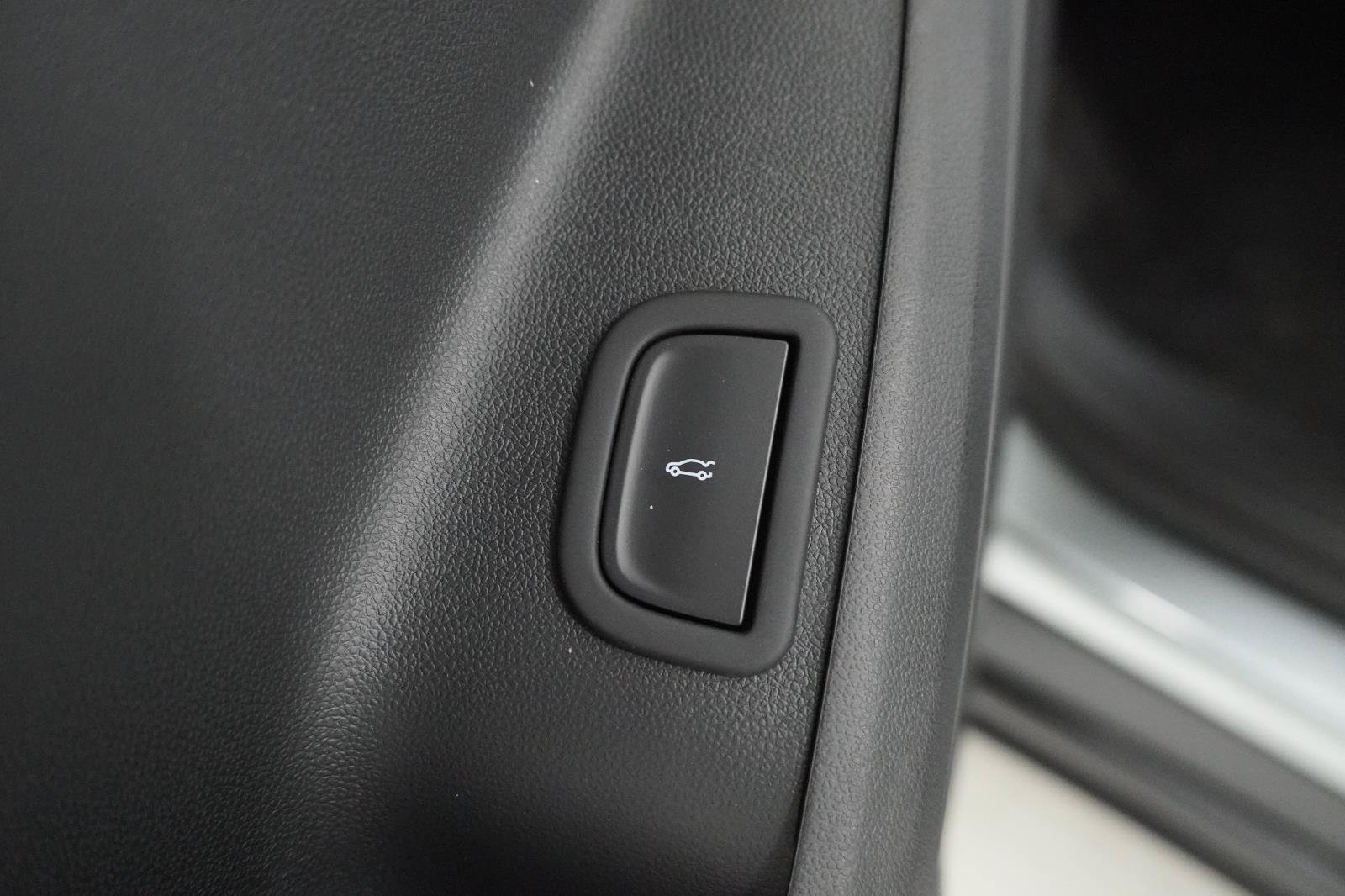 New 2026 Chevrolet Traverse LT FWD image 20