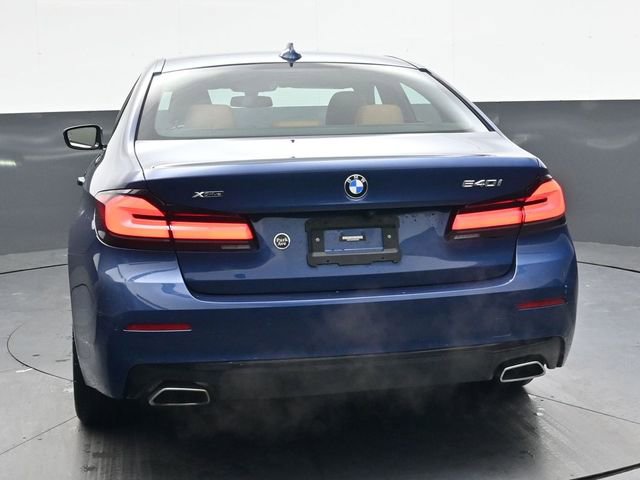 Used 2022 BMW 540i xDrive w/ Premium Package image 6