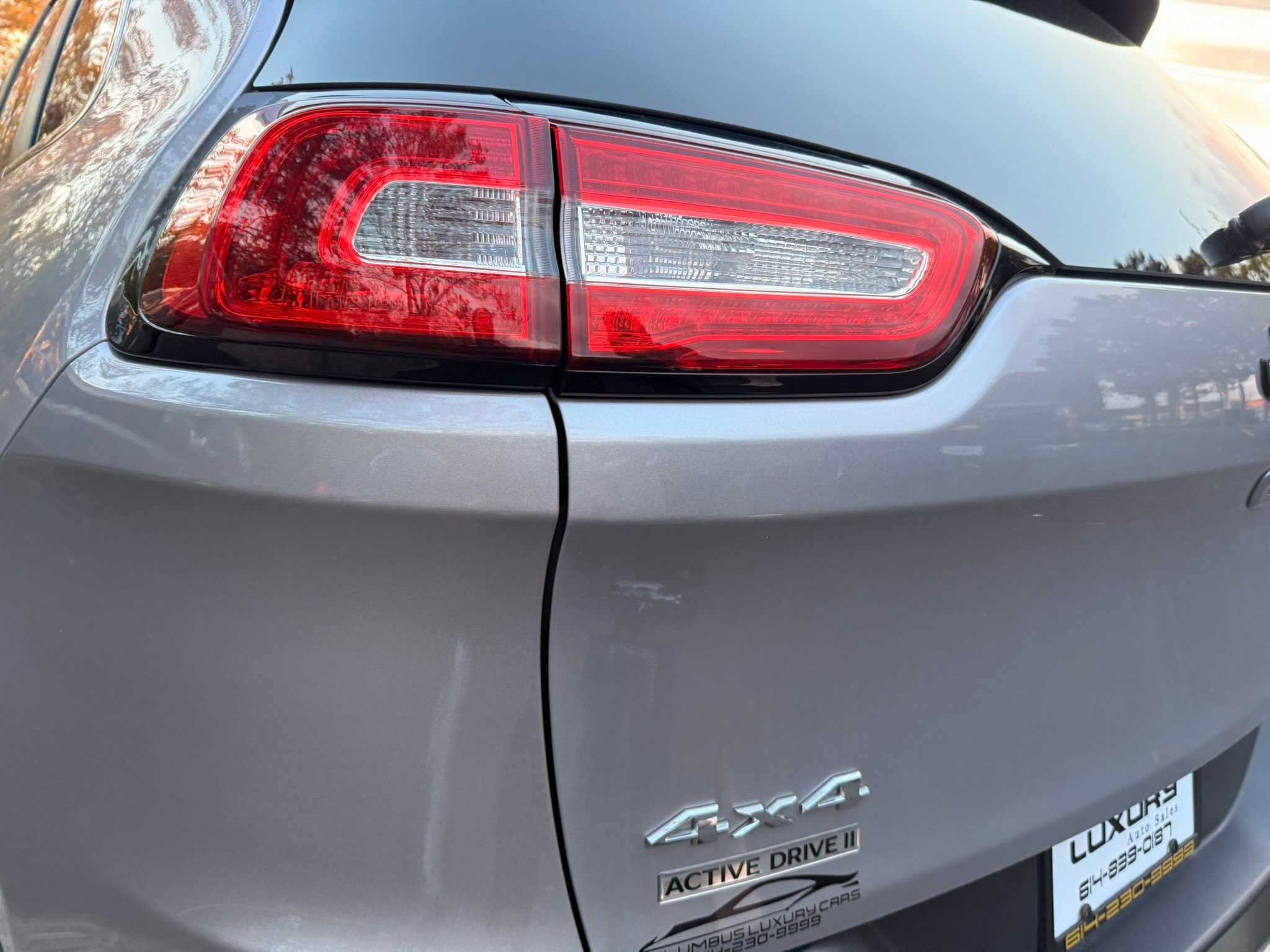 Used 2017 Jeep Cherokee Latitude w/ Cold Weather Group image 22