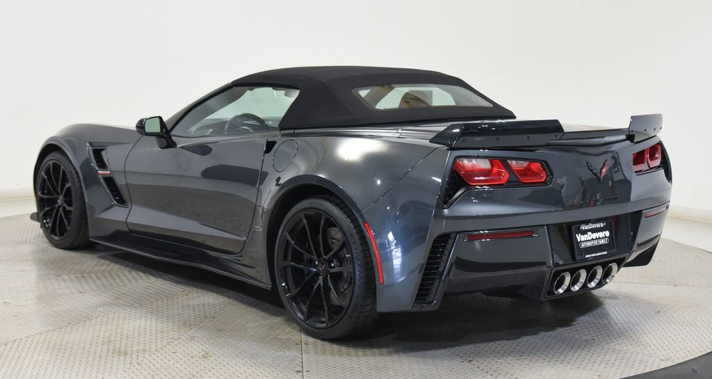 Used 2019 Chevrolet Corvette Grand Sport RWD image 9