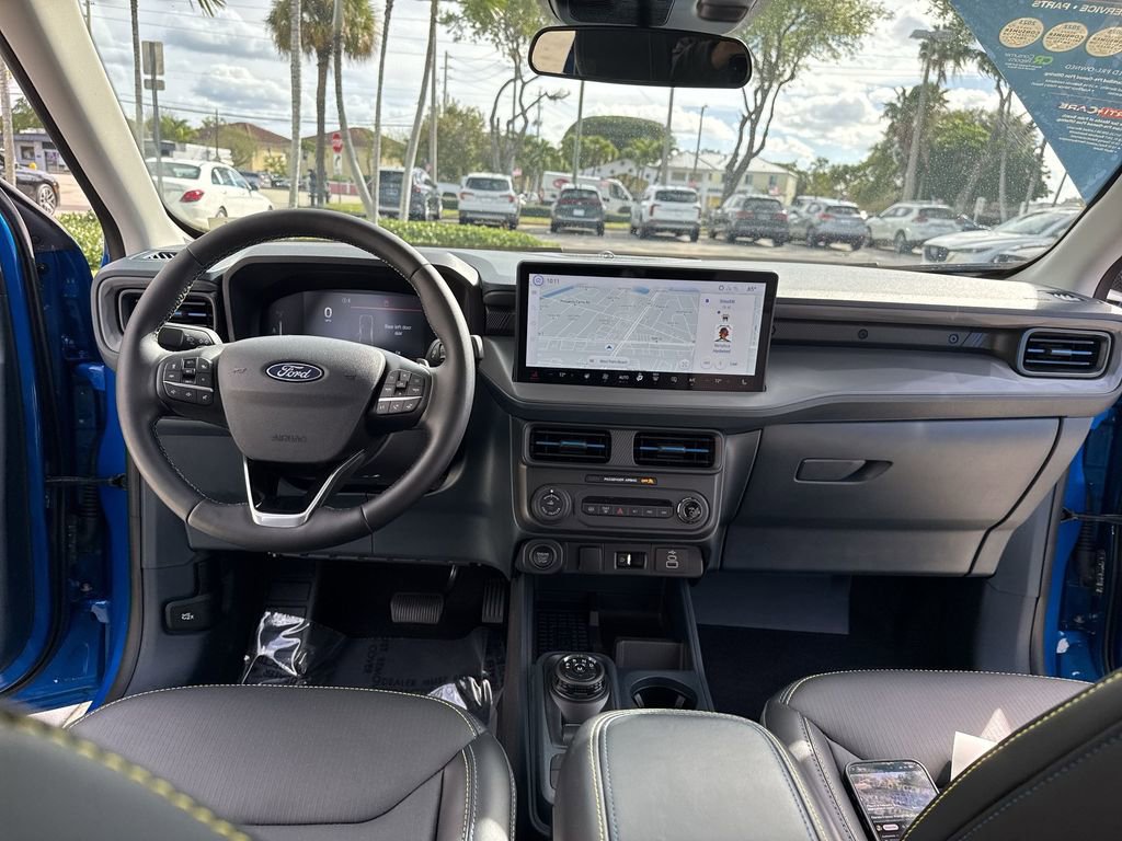 Used 2025 Ford Maverick Lobo image 36