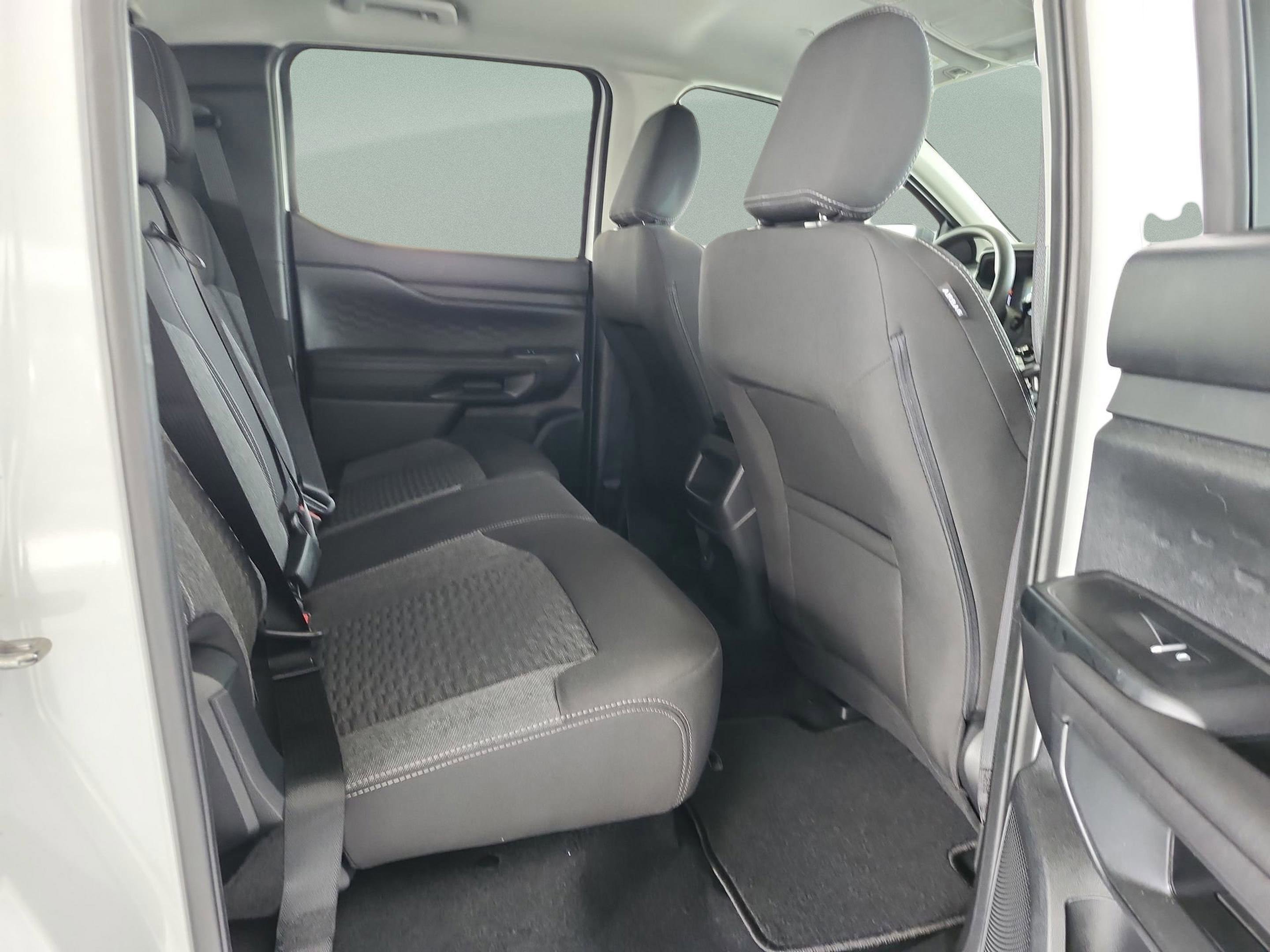 New 2025 Ford Ranger XL image 17