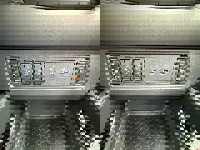 New 2026 Nissan Frontier SV w/ All-Weather Content Package image 34