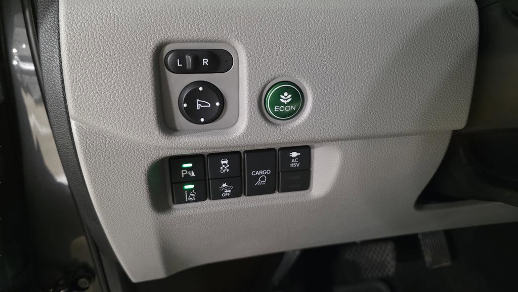 Used 2017 Honda Ridgeline RTL-E image 11