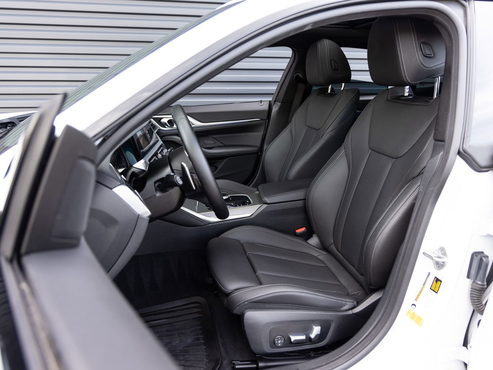 Used 2023 BMW M440i Gran Coupe w/ Premium Package RWD image 21