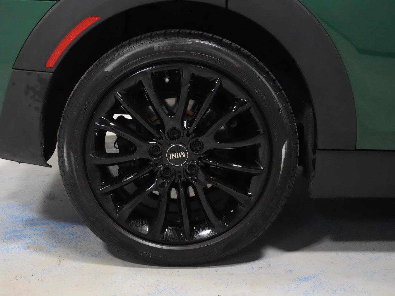 Certified 2023 MINI Cooper Clubman S w/ Signature Upholstery Package image 33