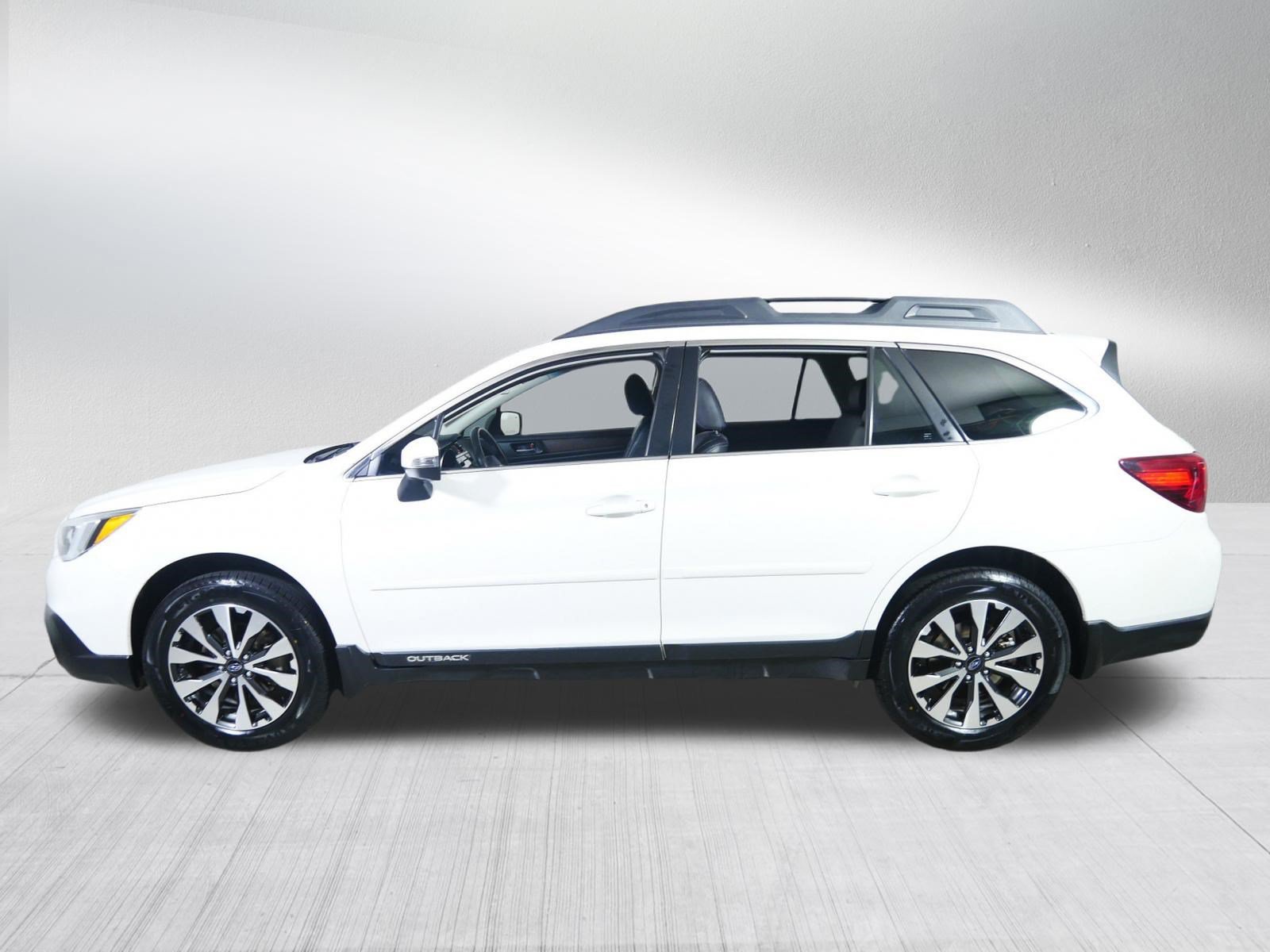 Used 2017 Subaru Outback 2.5i Limited AWD/4WD image 4
