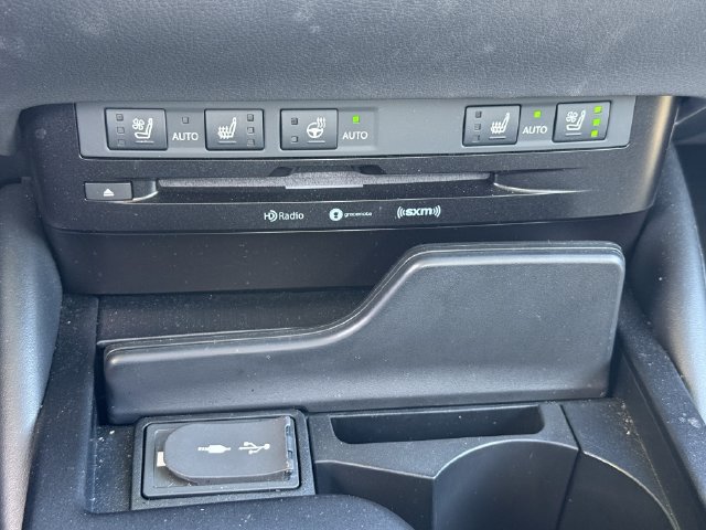 Used 2019 Lexus ES 350 w/ Premium Package FWD image 18