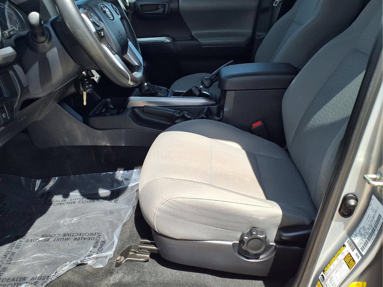 Certified 2019 Toyota Tacoma SR5 AWD/4WD image 12