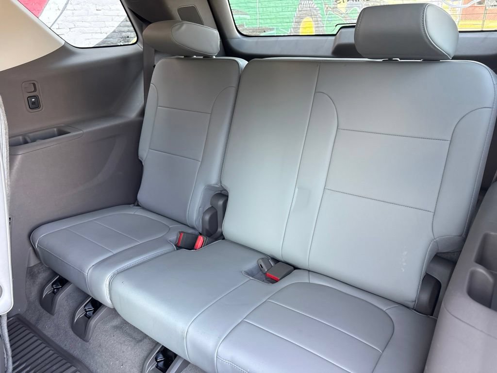 Used 2020 Chevrolet Traverse Premier AWD/4WD image 20