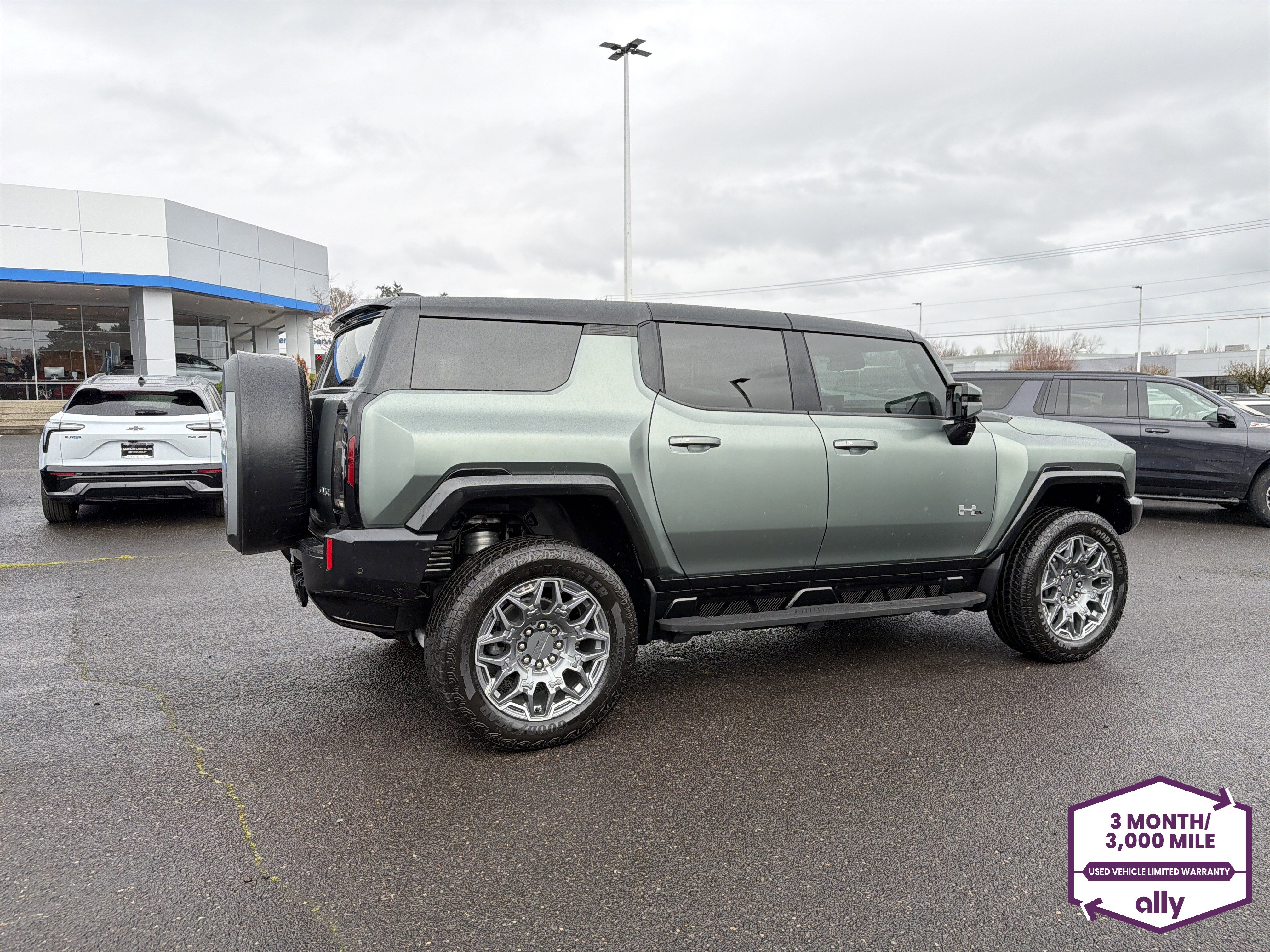 Used 2024 GMC Hummer EV 3X AWD/4WD image 6