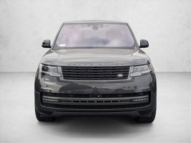 Used 2023 Land Rover Range Rover SE AWD/4WD image 2