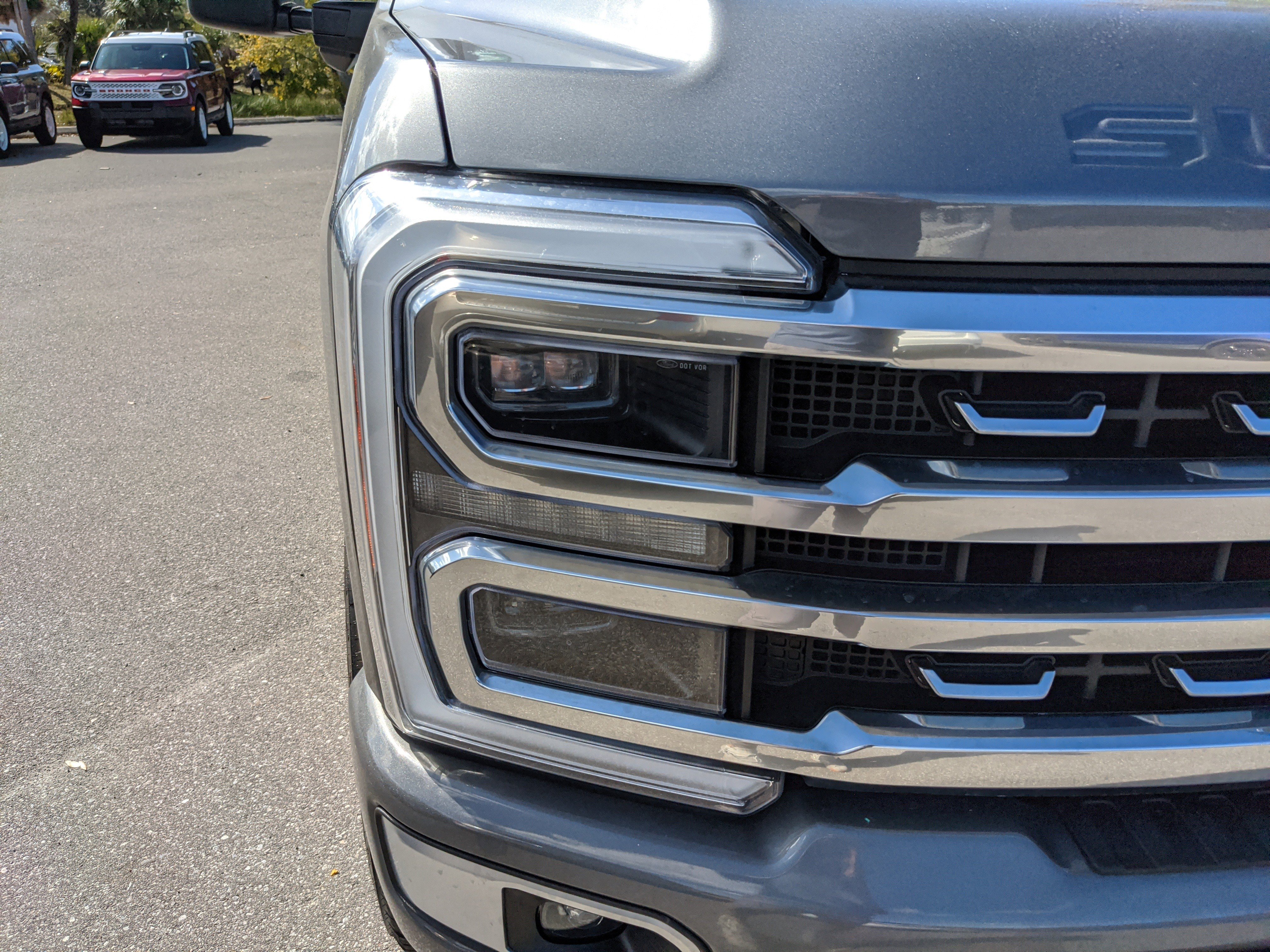 Used 2024 Ford F250 Platinum image 12