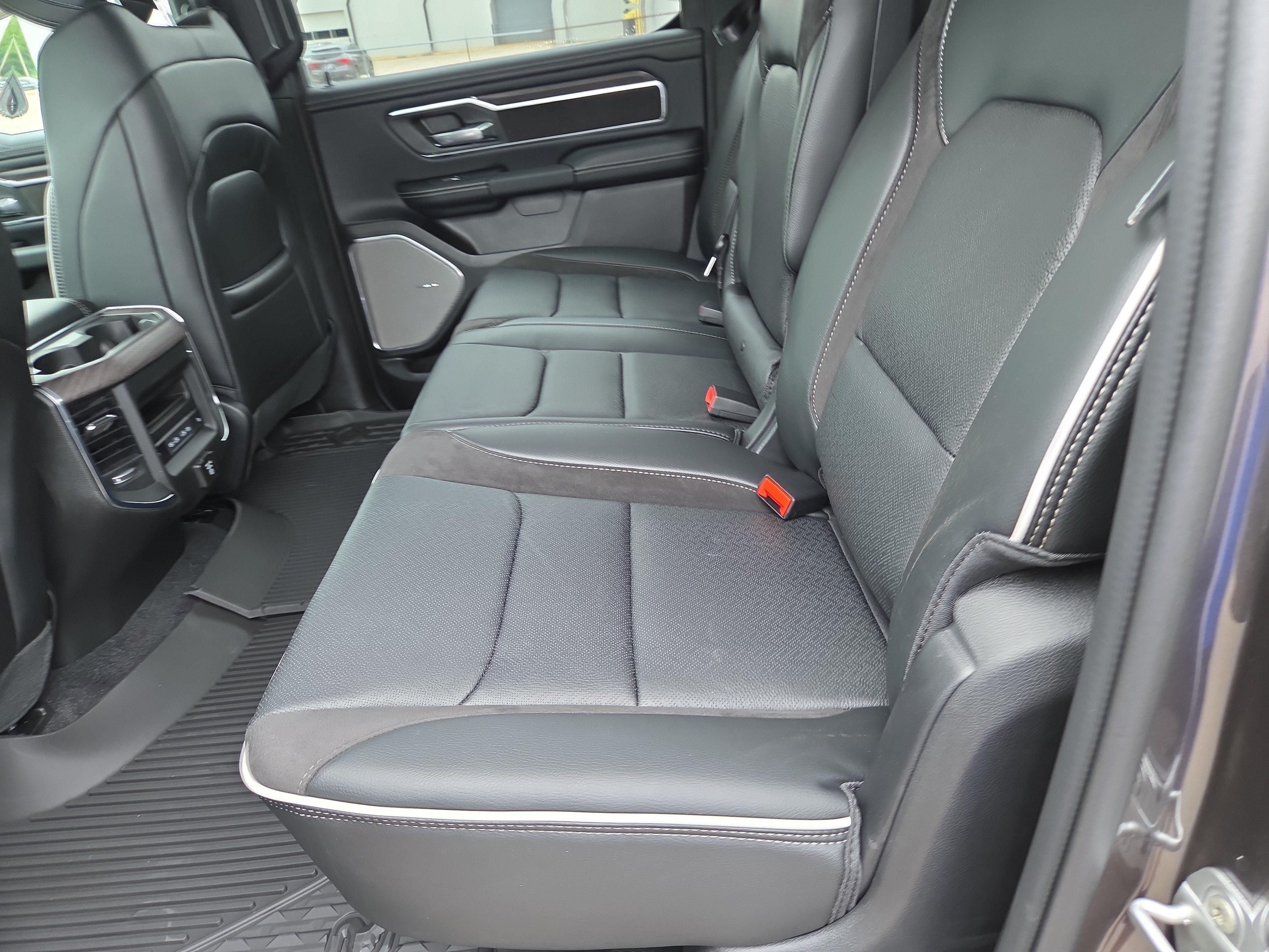 New 2026 RAM 1500 Laramie w/ Night Edition AWD/4WD image 6