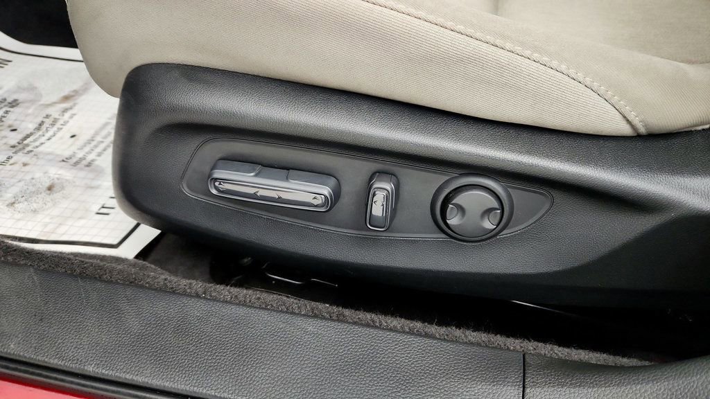 Used 2024 Honda Accord EX image 12