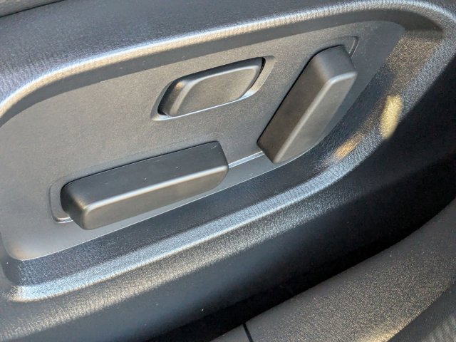 Used 2023 MAZDA CX-5 Carbon Edition image 25