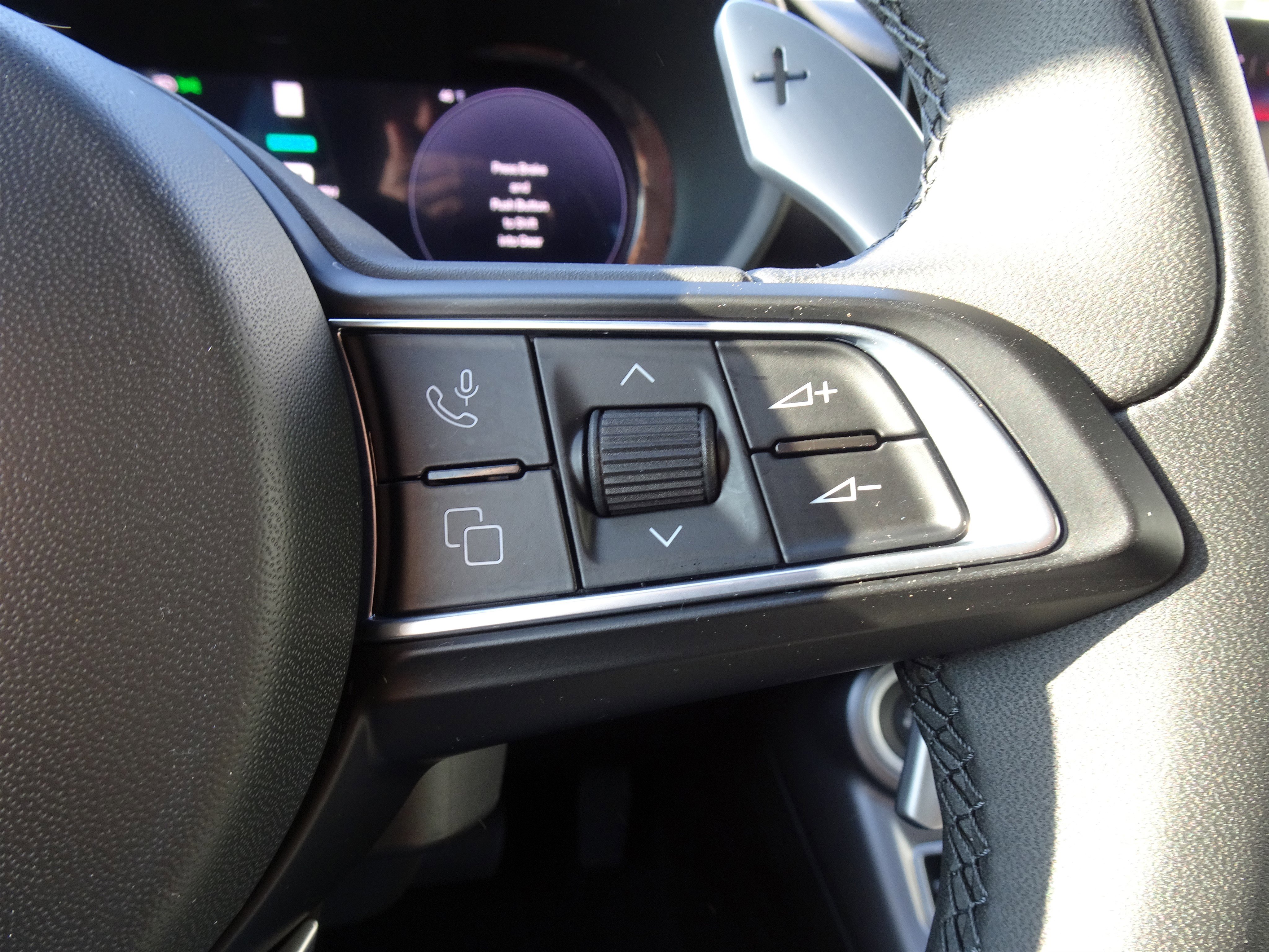 Used 2024 Dodge Hornet R/T w/ R/T Blacktop Package image 21