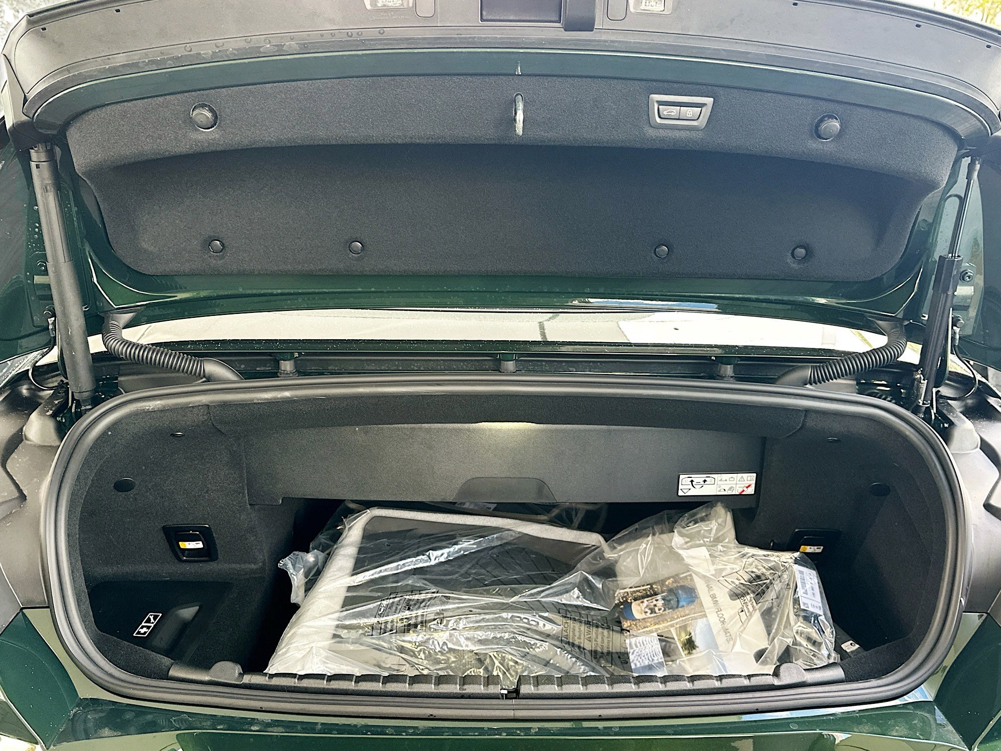 New 2026 BMW 840i Convertible image 19