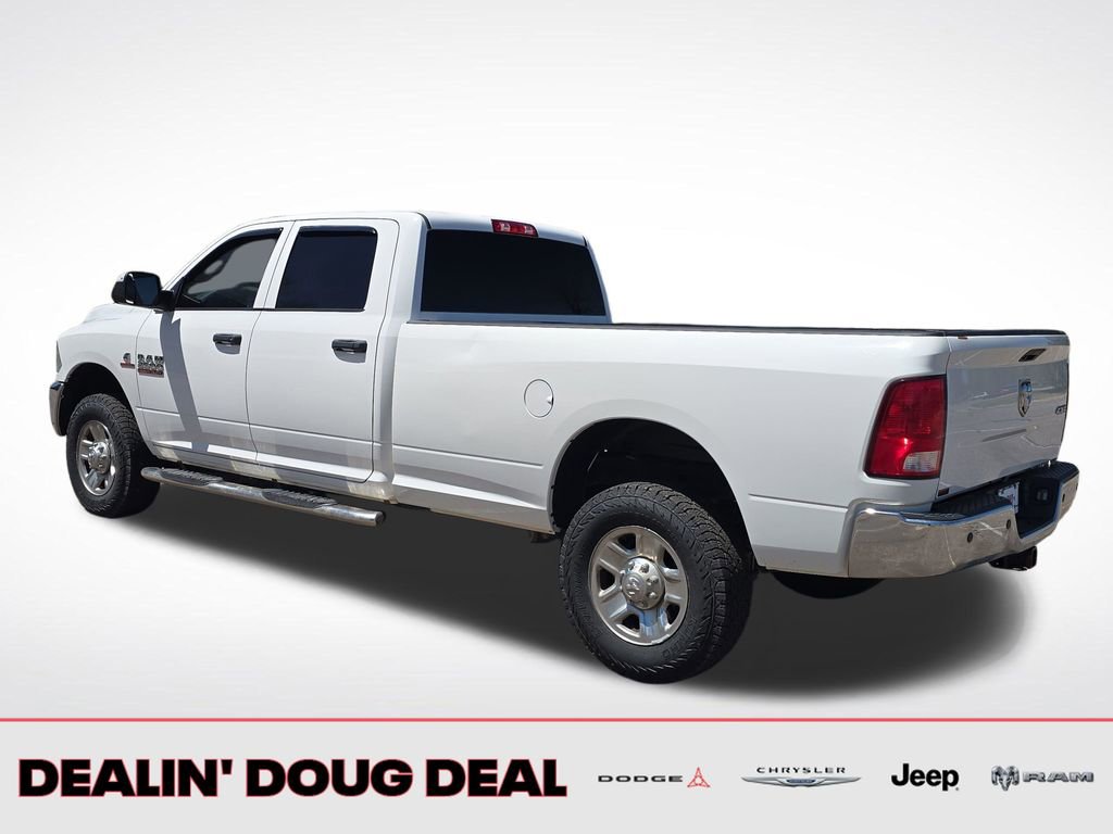 Used 2018 RAM 2500 Tradesman w/ Chrome Appearance Group AWD/4WD image 4