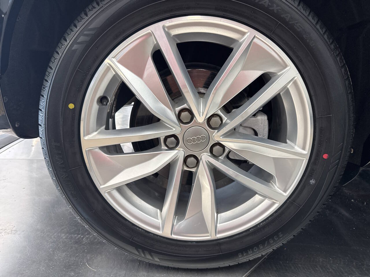 Used 2017 Audi Q3 2.0T Premium Plus w/ Premium Plus Package AWD/4WD image 34