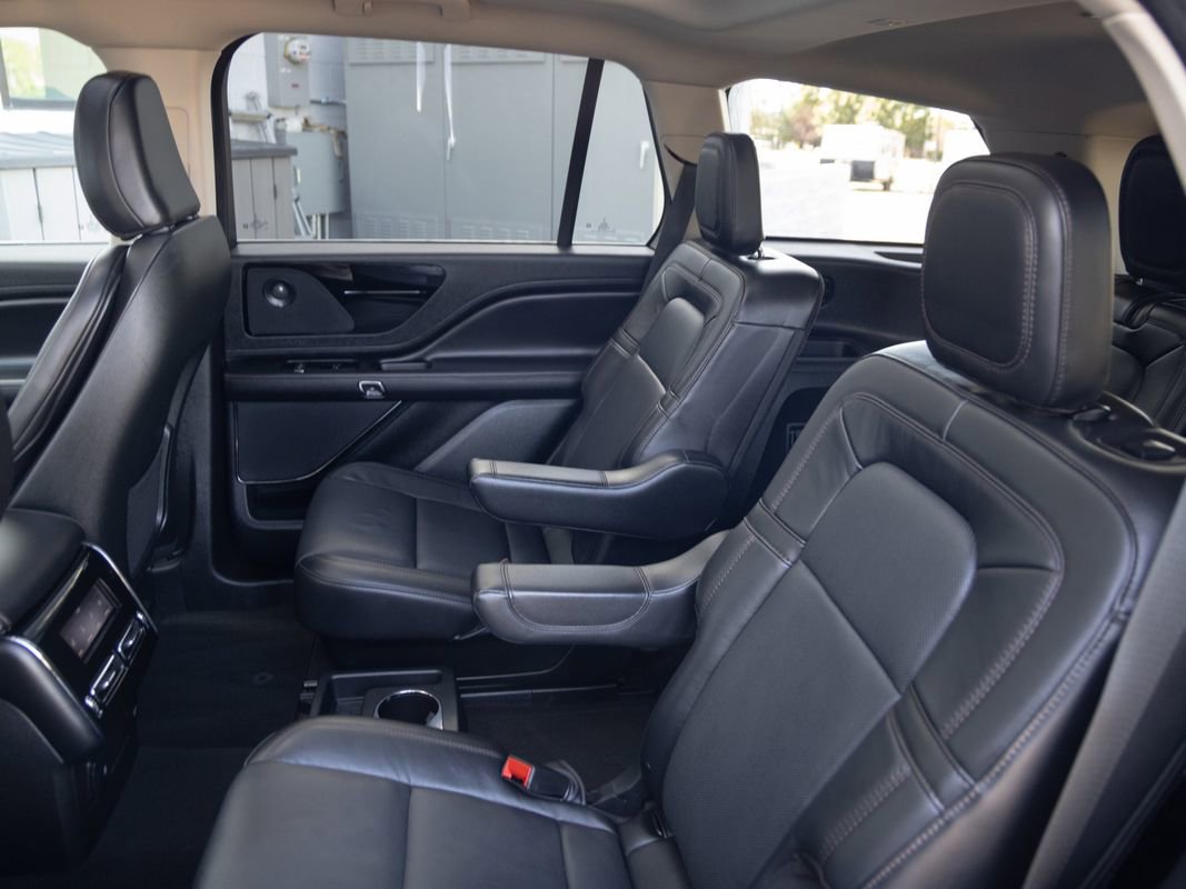 Used 2024 Lincoln Aviator Reserve image 17