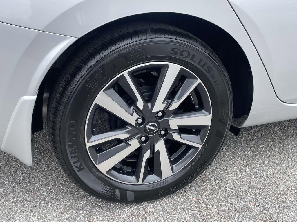 New 2025 Nissan Versa SV w/ Trunk Package image 6