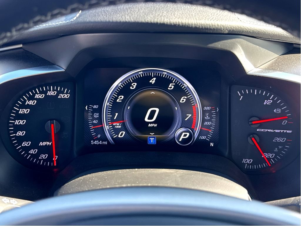 Used 2018 Chevrolet Corvette Grand Sport RWD image 17