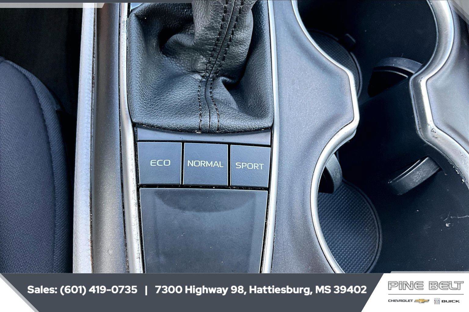 Used 2023 Toyota Camry LE FWD image 22