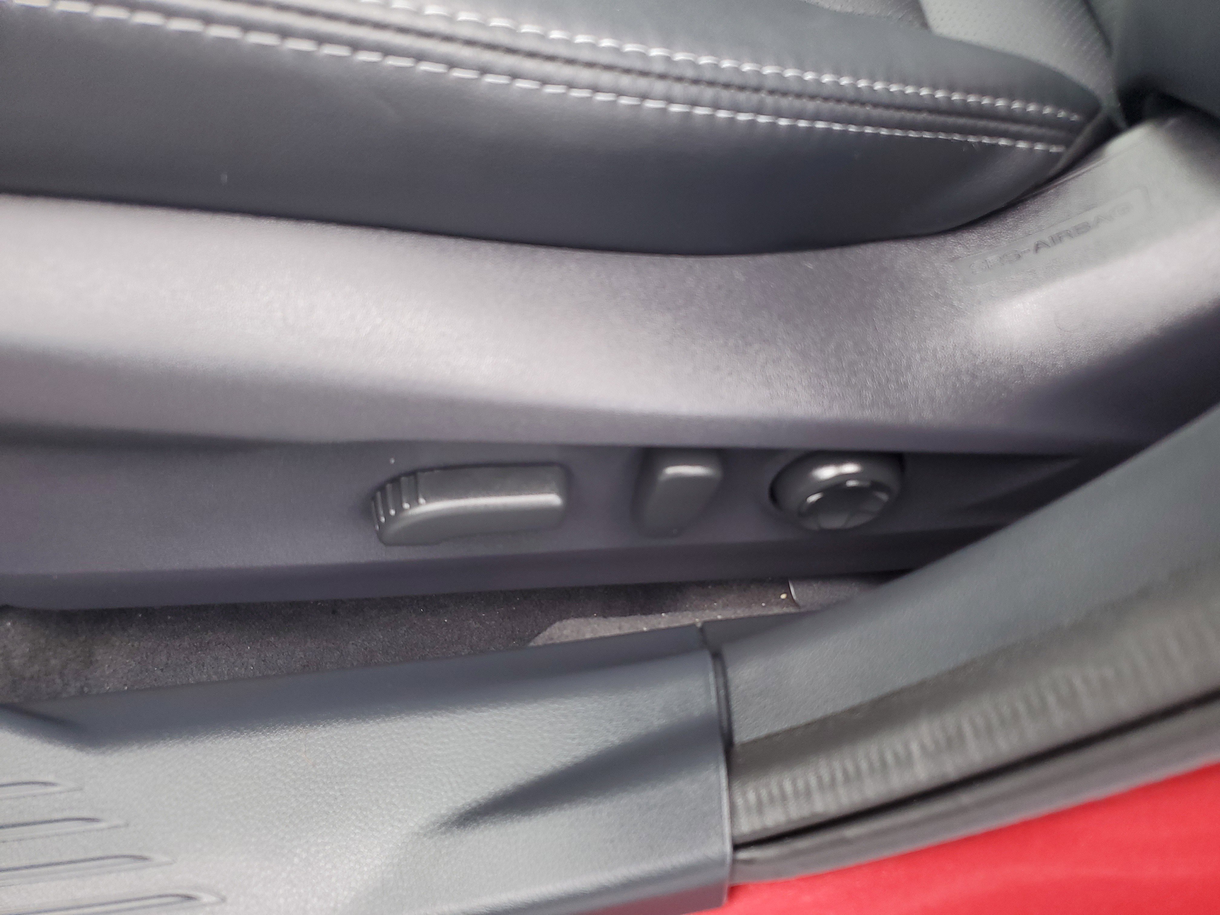 Certified 2025 Subaru Outback Limited image 15