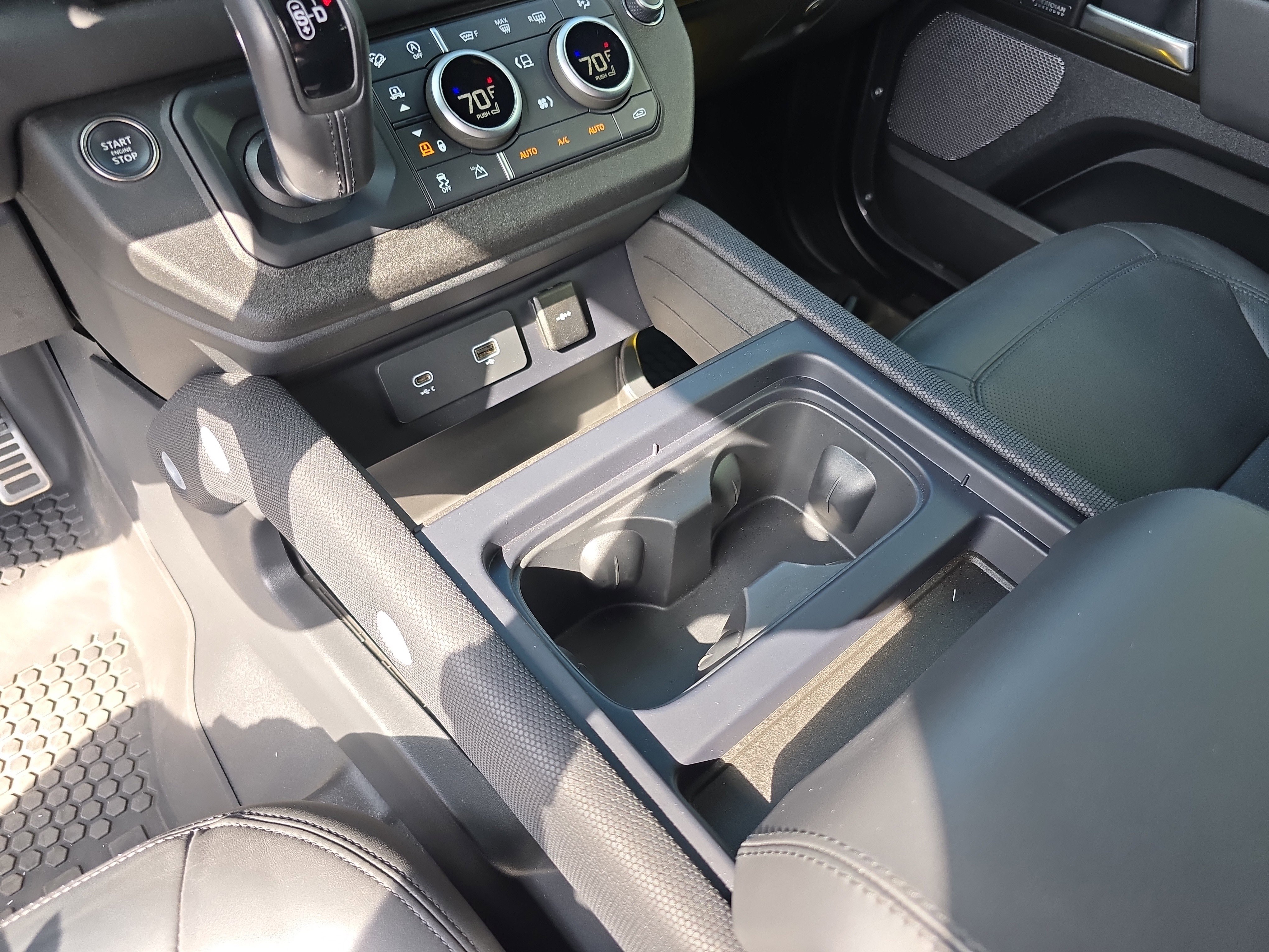 Used 2024 Land Rover Defender 110 Carpathian Edition image 30