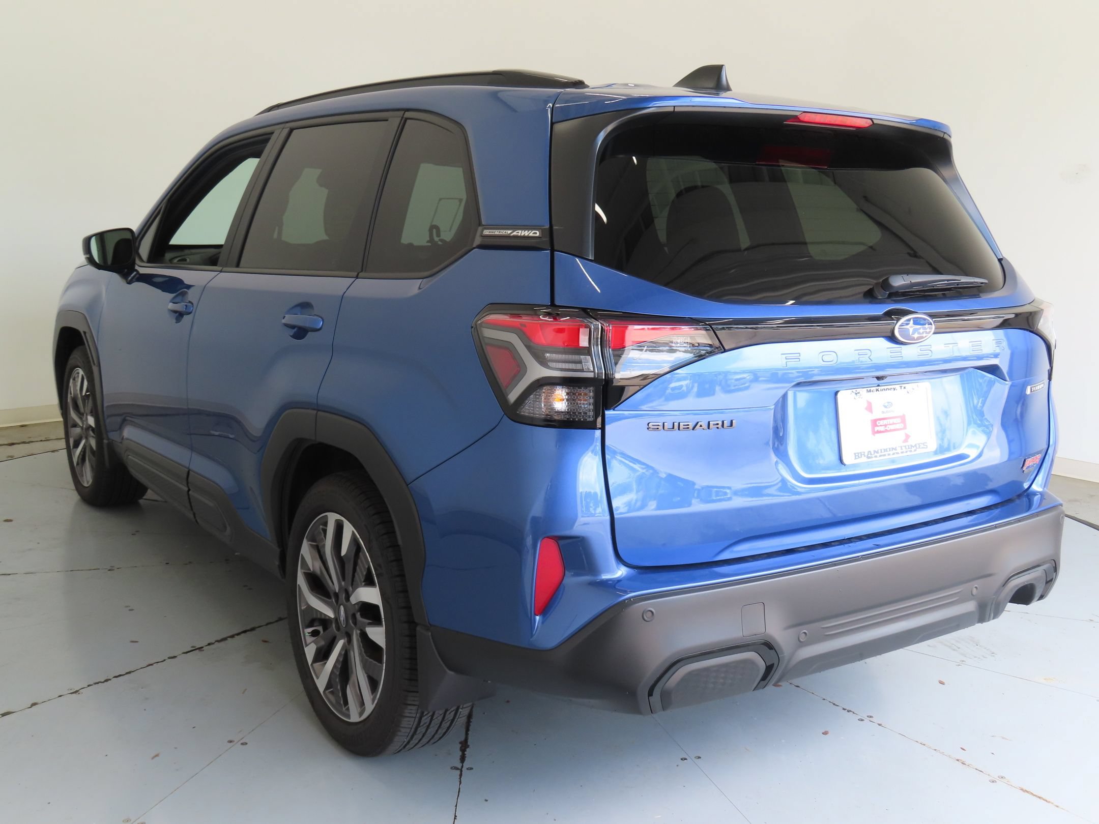 Certified 2026 Subaru Forester Touring AWD/4WD image 6