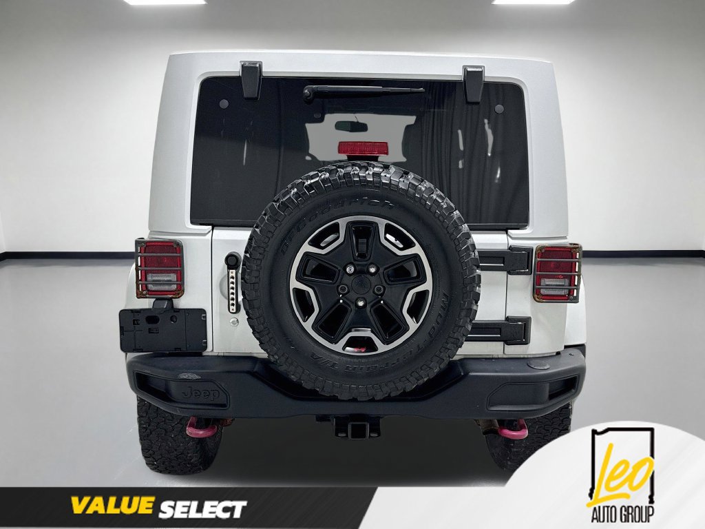 Used 2015 Jeep Wrangler Unlimited Rubicon AWD/4WD image 8