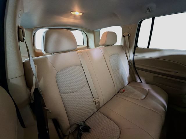 Used 2009 Chevrolet HHR LT FWD image 18