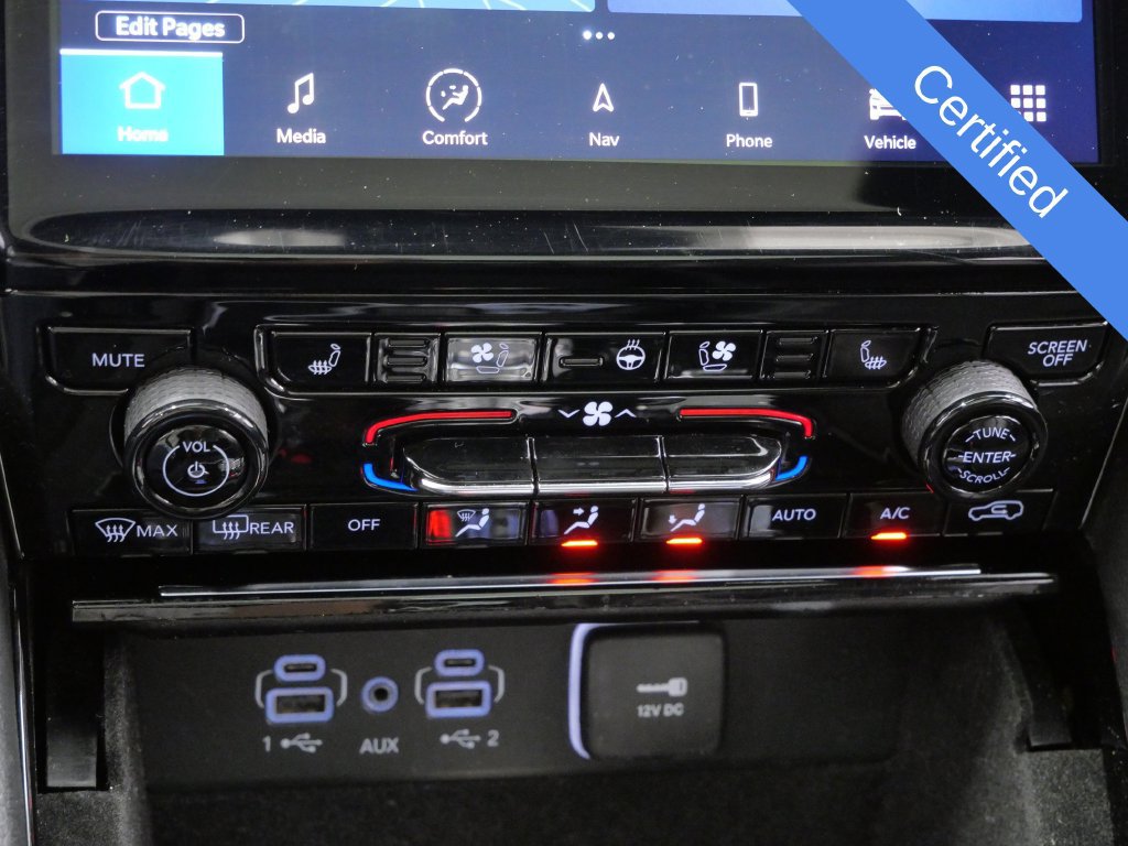 Used 2023 Jeep Grand Cherokee Overland AWD/4WD image 27