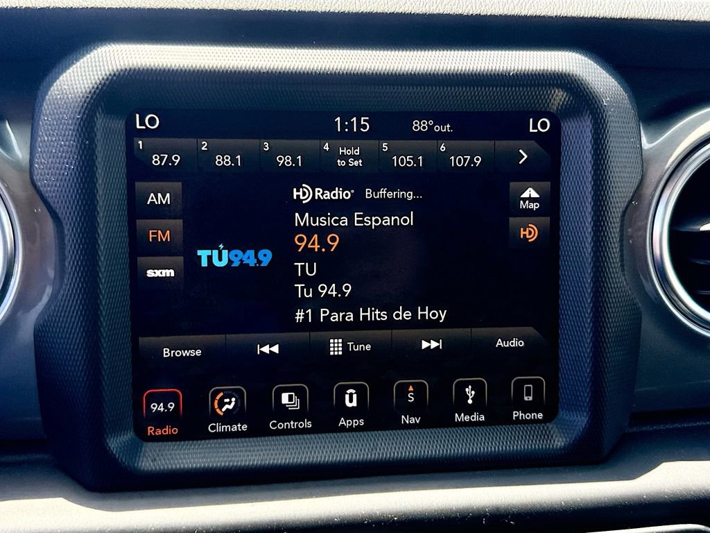 Used 2019 Jeep Wrangler Unlimited Sahara image 13