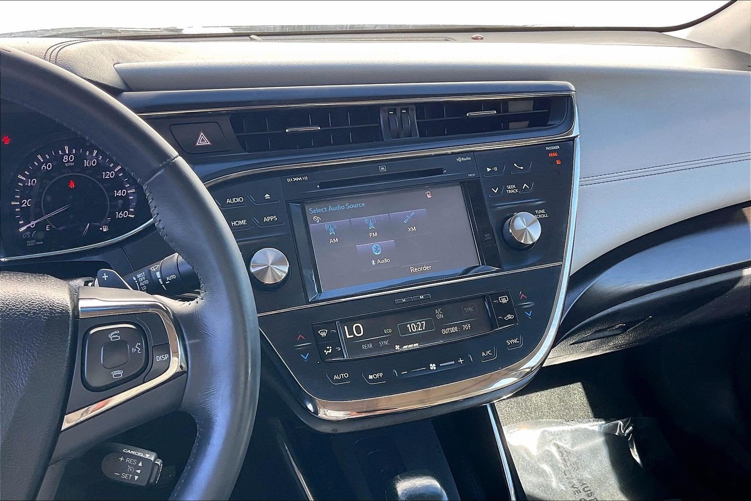 Used 2016 Toyota Avalon Limited FWD image 7