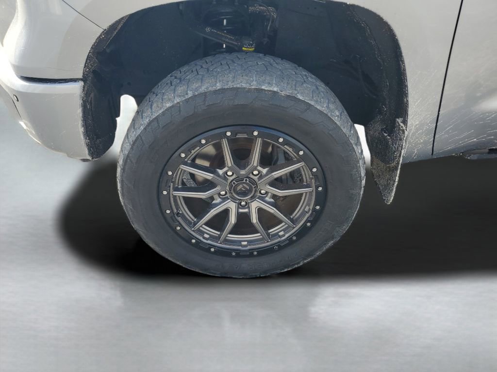 Used 2018 Toyota Tundra Platinum image 13